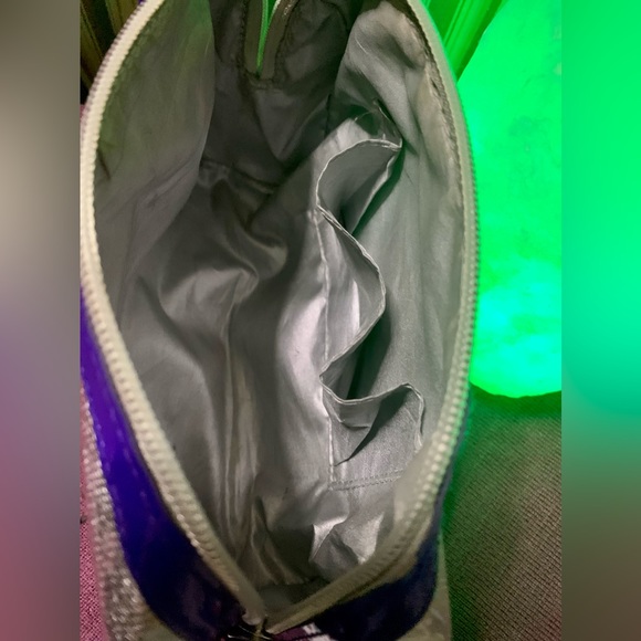 💫✨ Versace Versus Beauty Make up Case 💫✨Nylon Unisex💫✨
#VV2 - Picture 6 of 10